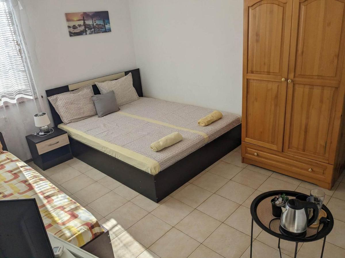 Hotel Цвета Sinemoretz Esterno foto